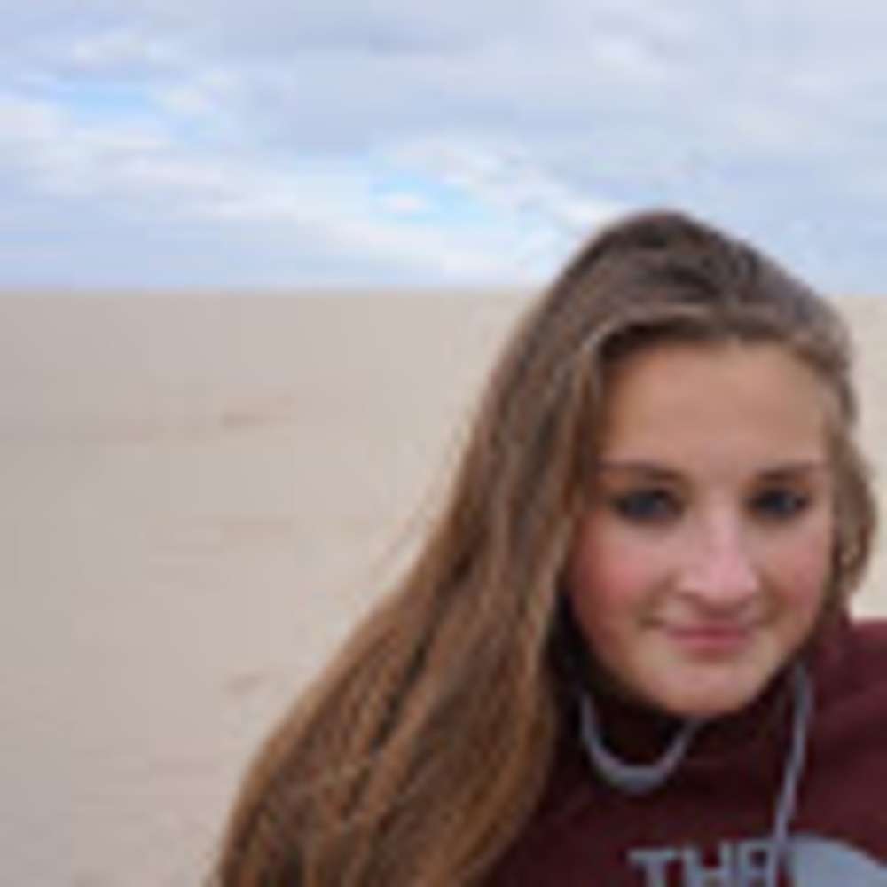 Meet your Posher, Olivia